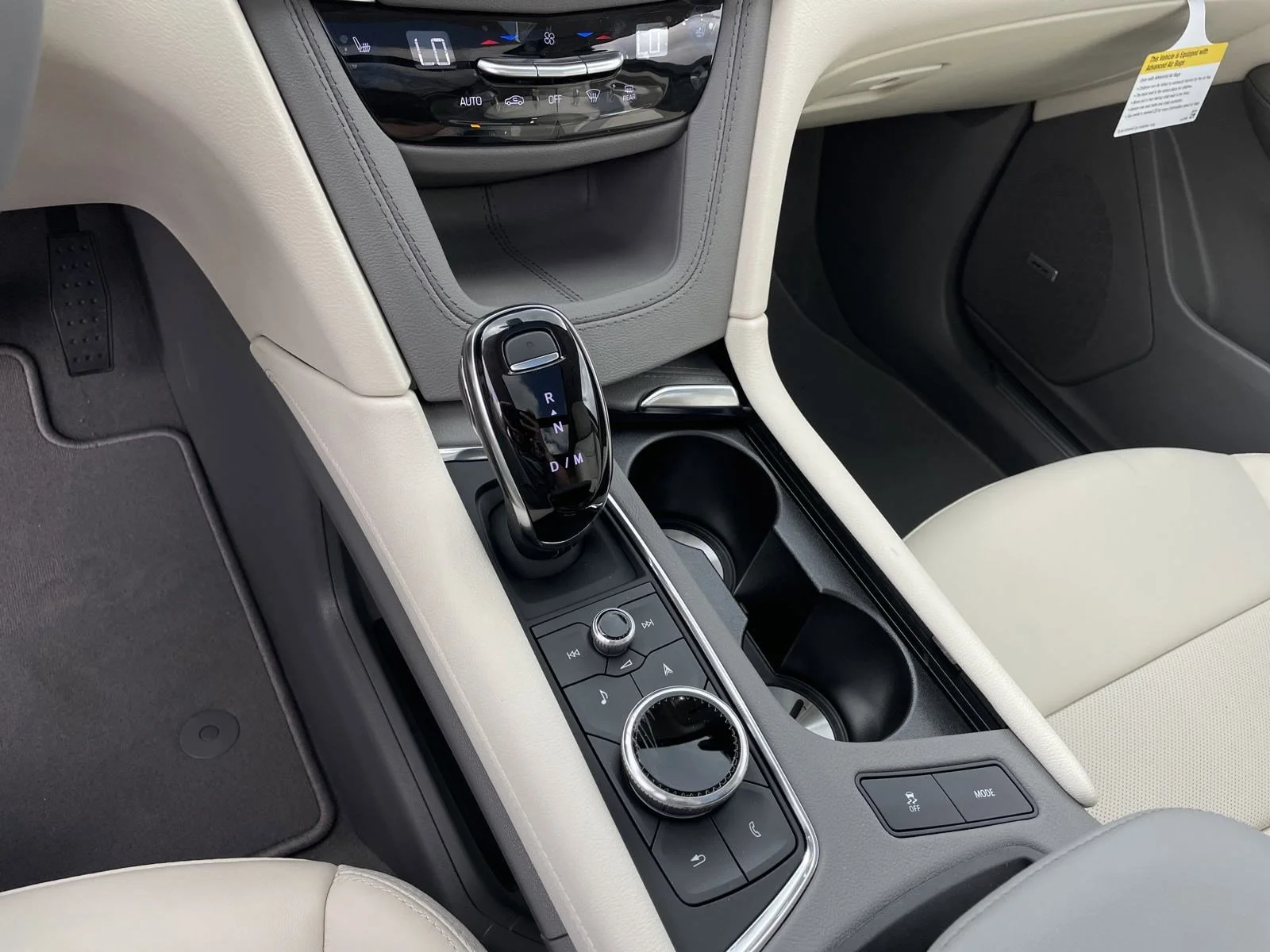 2025 Cadillac XT5 Premium Luxury - Photo 26