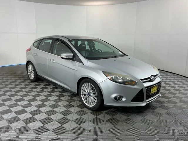 Used 2014 Silver Ford Titanium image 3