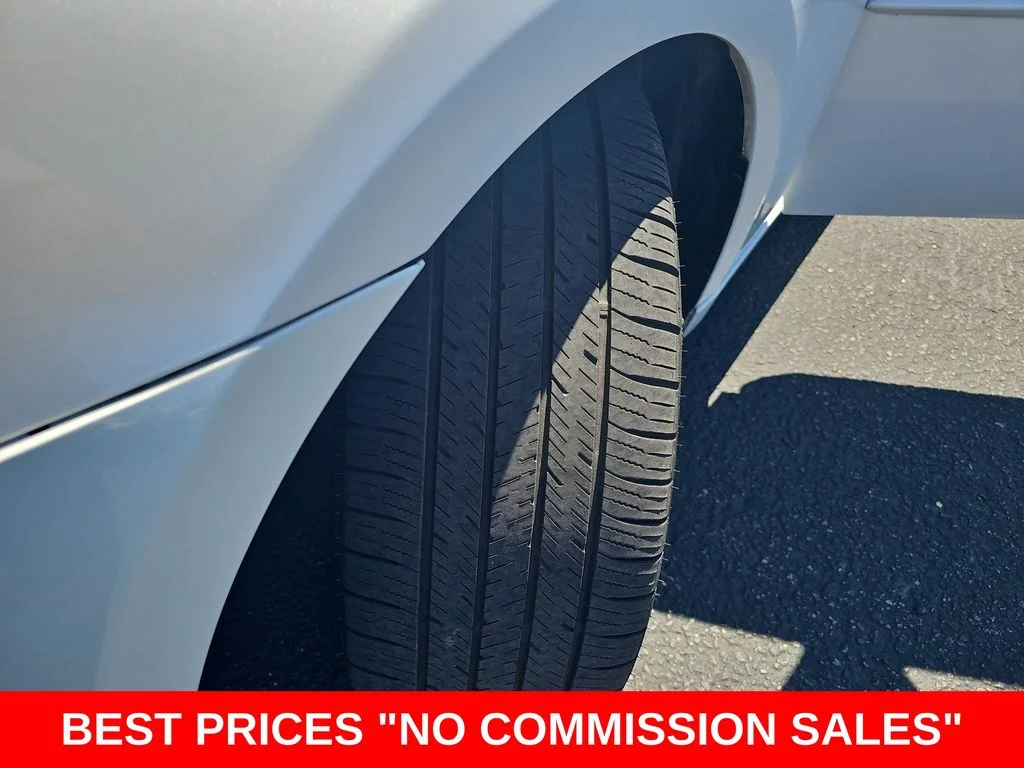 Used 2020 White Lexus 300 image 33