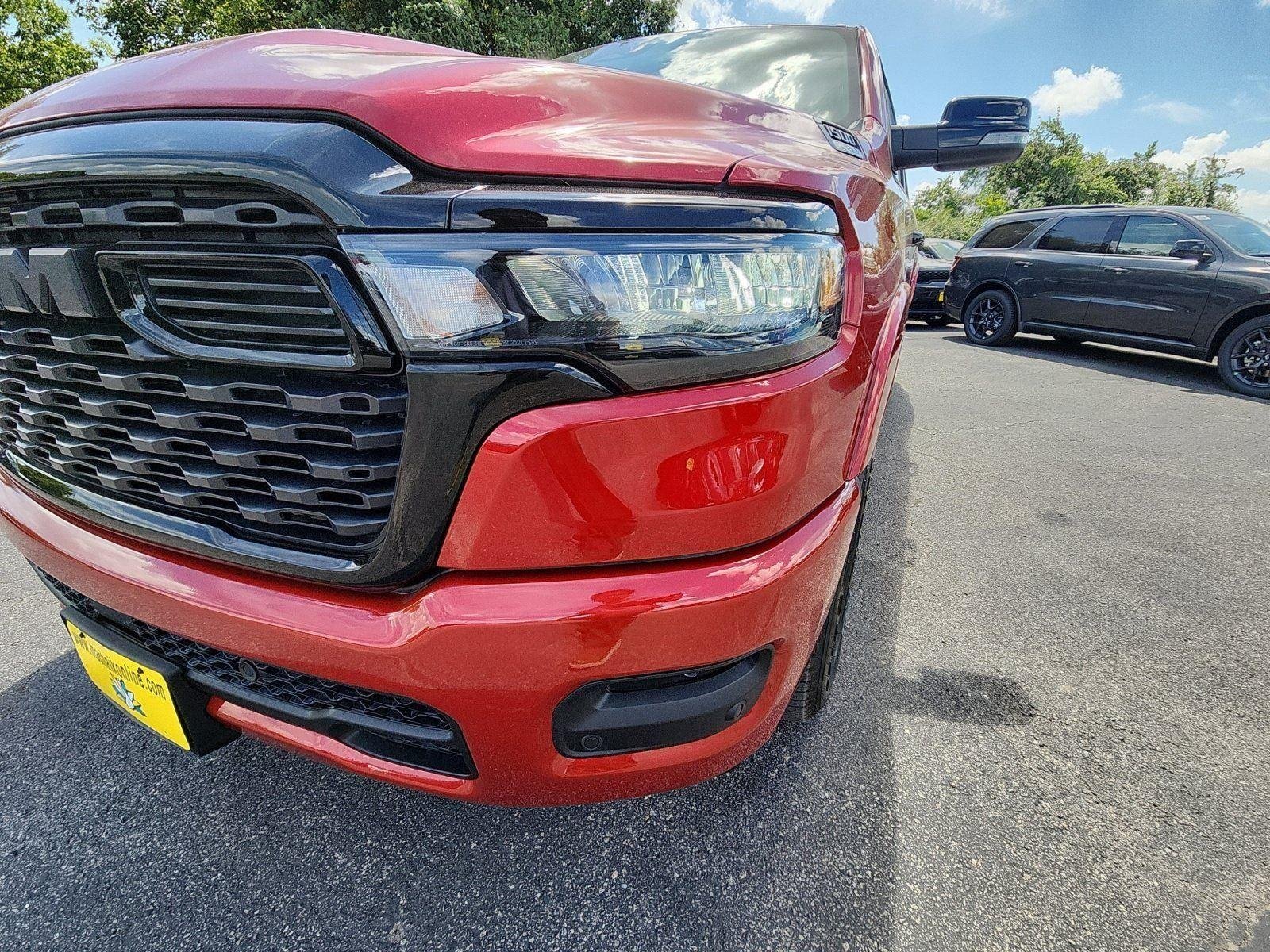 New 2026 Molten Red Pearl-Coat Exterior Paint RAM Lone Star image 9