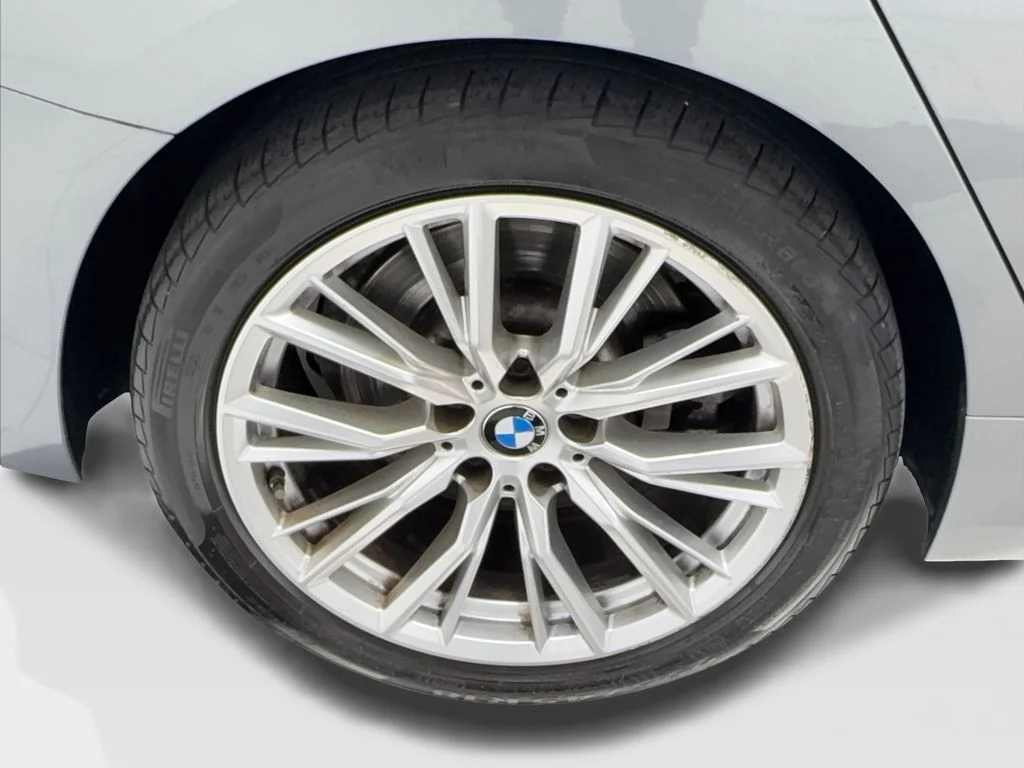 Used 2024 Gray BMW 330i image 16