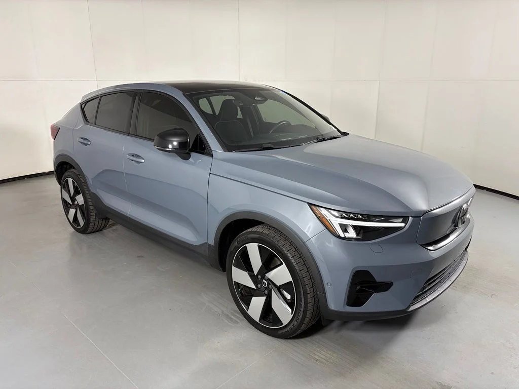 Used 2023 Volvo C40 Ultimate with VIN YV4ED3GM8P2027530 for sale in Phoenix, AZ