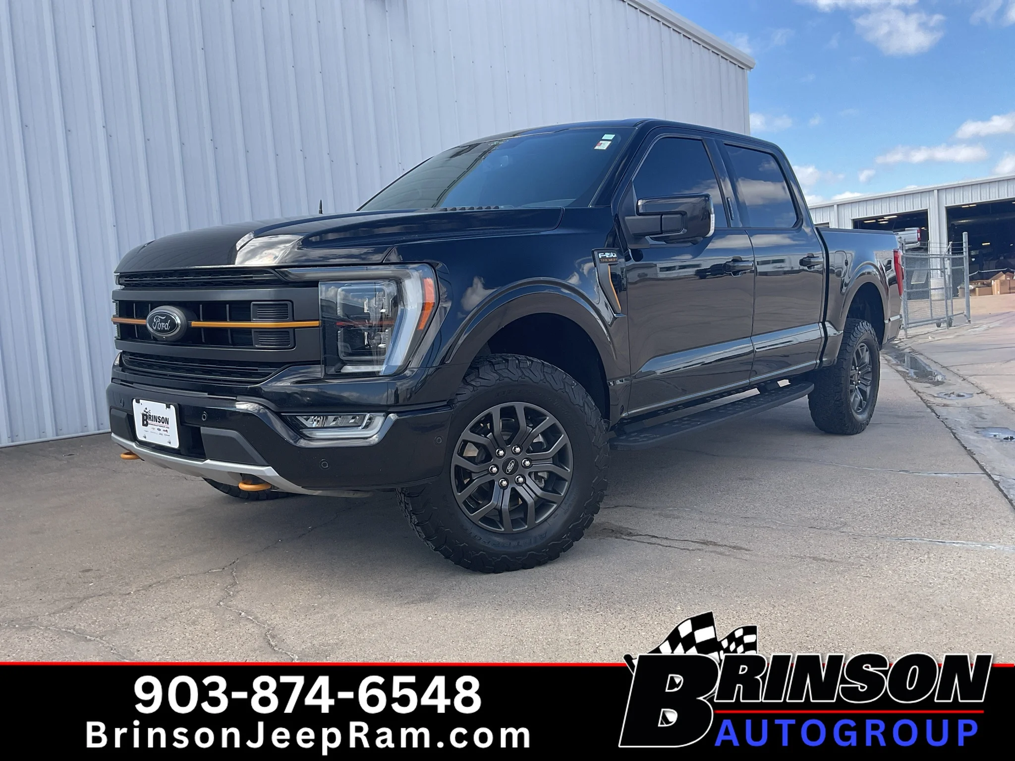 Used 2021 Agate Black Metallic Ford Tremor image 1