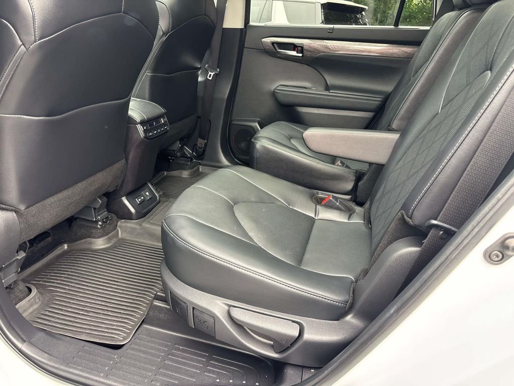Used 2024 Beige Toyota Platinum image 11