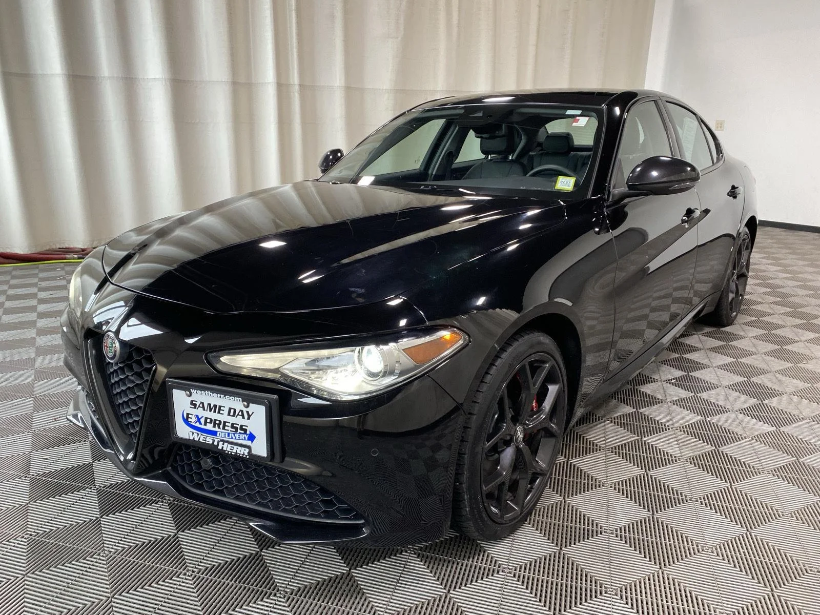 Used 2021 Alfa Black Alfa Romeo Ti image 3