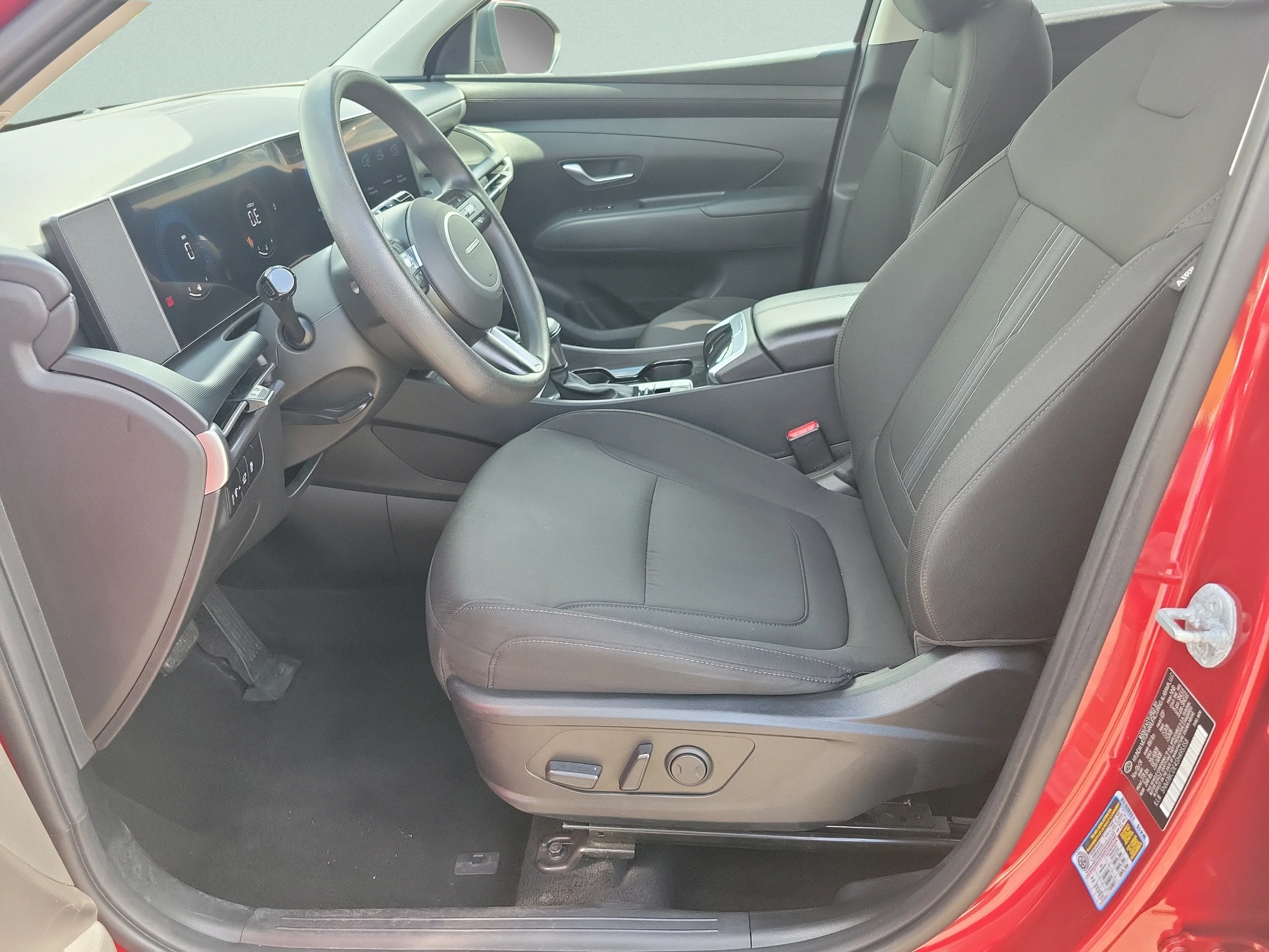 Used 2025 Ultimate Red Hyundai SEL image 17