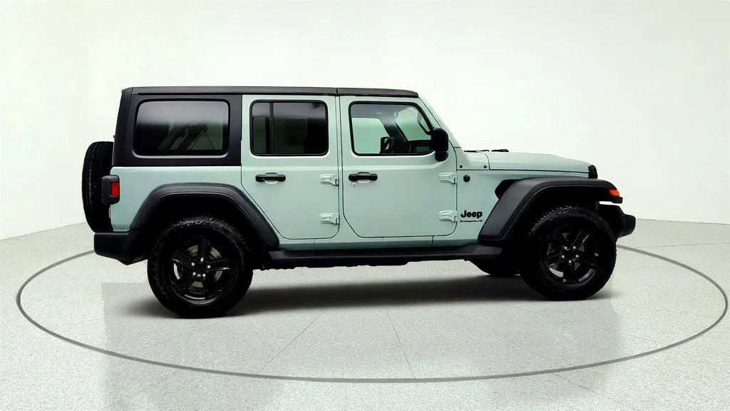 Used 2023 Earl Clearcoat Jeep Sport Altitude 4 Door 4x4 w/ Alpine Premium Audio & Trailer-Tow image 4