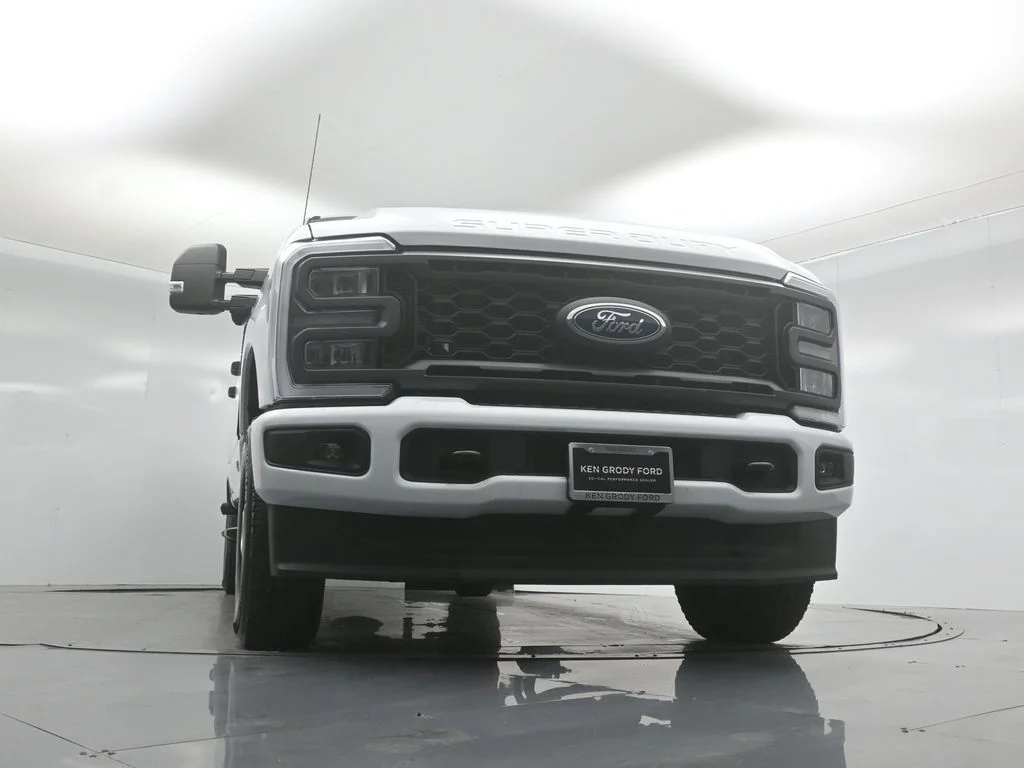 Certified Used 2025 White Ford XL image 41