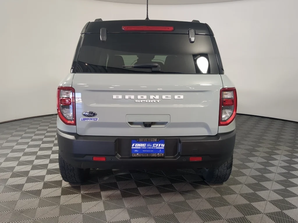 Used 2023 CACTUS GRAY Ford Badlands image 7