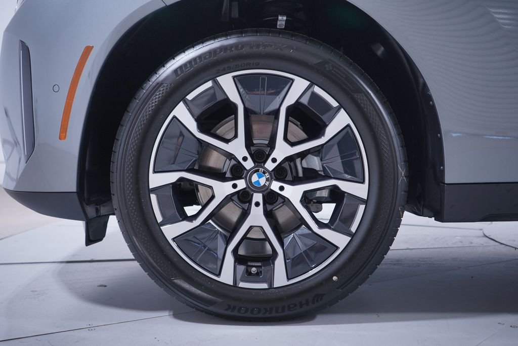 New 2026 Gray Metallic BMW 30 xDrive image 2