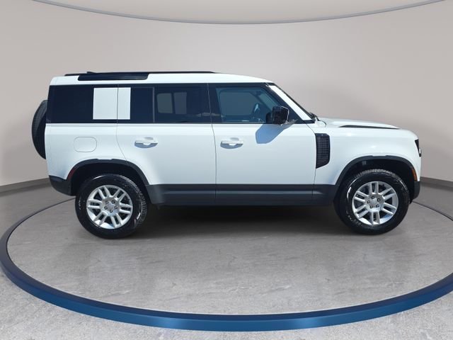 Certified Used 2025 White Land Rover S image 5