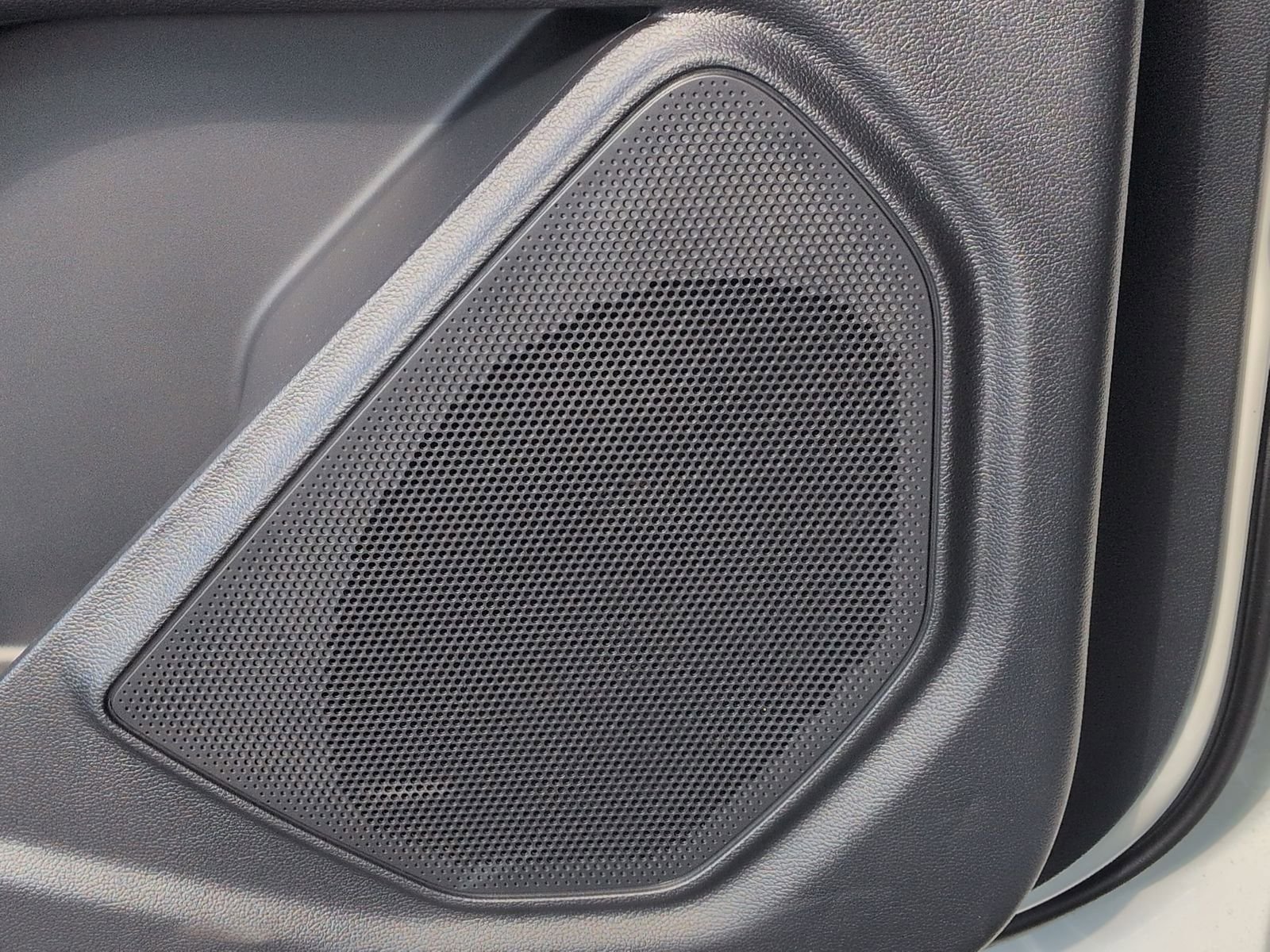 2025 Ford Explorer Active - Photo 31