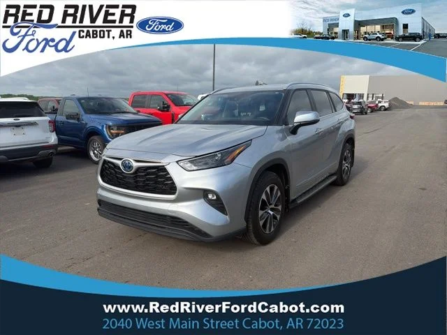 2023 Toyota Highlander Hybrid XLE