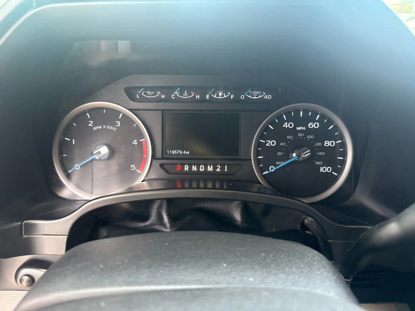 Used 2017 Oxford White Ford XLT image 9