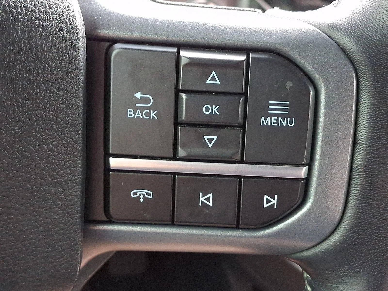 Used 2024 Carbonized Gray Metallic Ford LARIAT image 23
