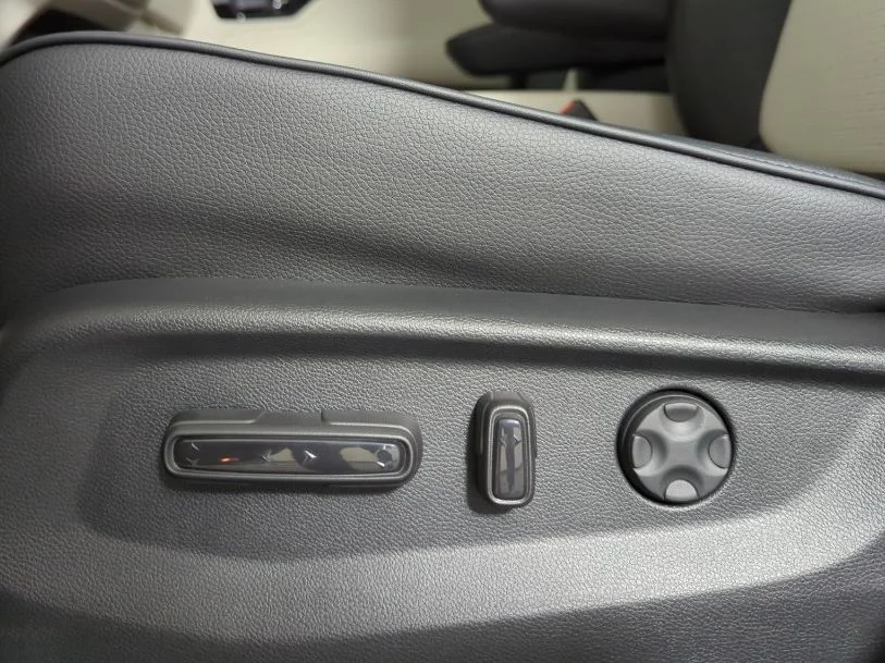 2026 Honda Odyssey Elite - Photo 18