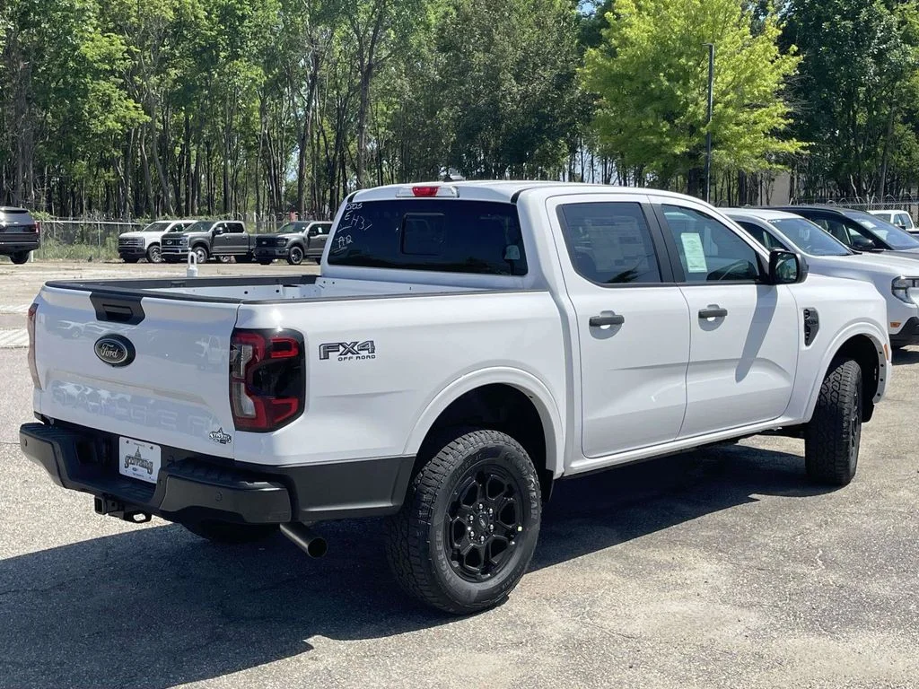 New 2026 White Ford XLT image 3