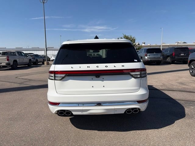 Certified Used 2025 PRISTINE WHTE Lincoln Black Label image 6