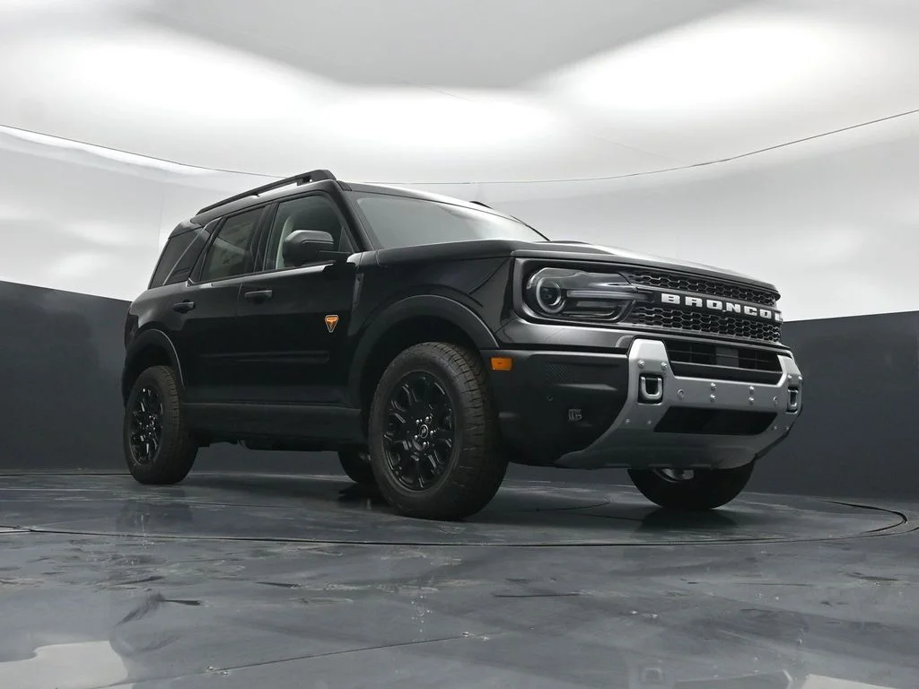 New 2026 Shadow Black Ford Badlands image 43