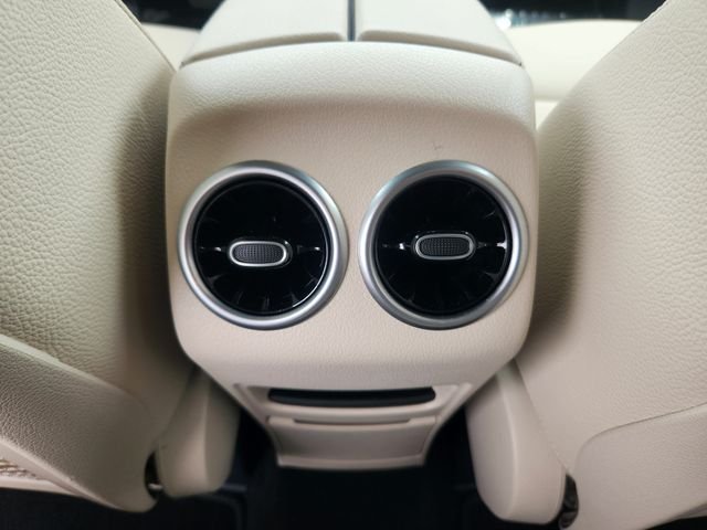 Used 2026 White Mercedes-Benz GLB 250 image 13