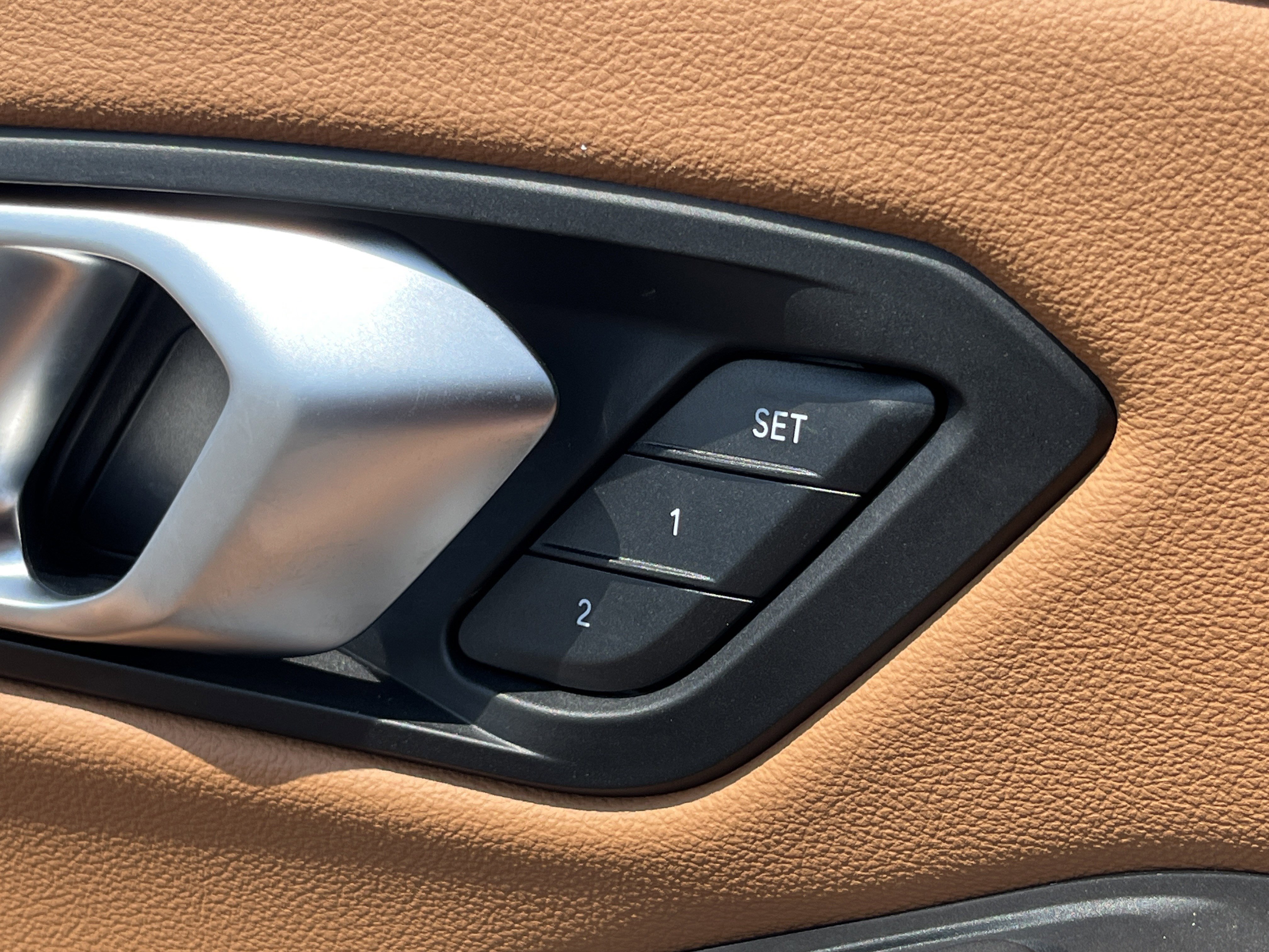 2025 BMW 3 Series 330i - Photo 17