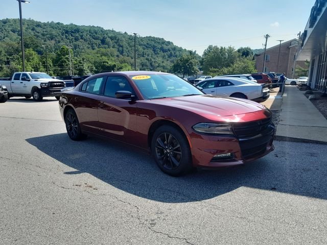 Used 2021 Red Dodge SXT image 2