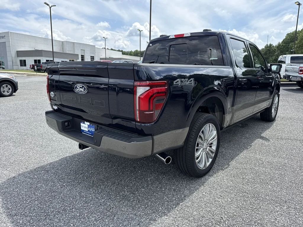 Used 2025 Blue Ford King Ranch image 7