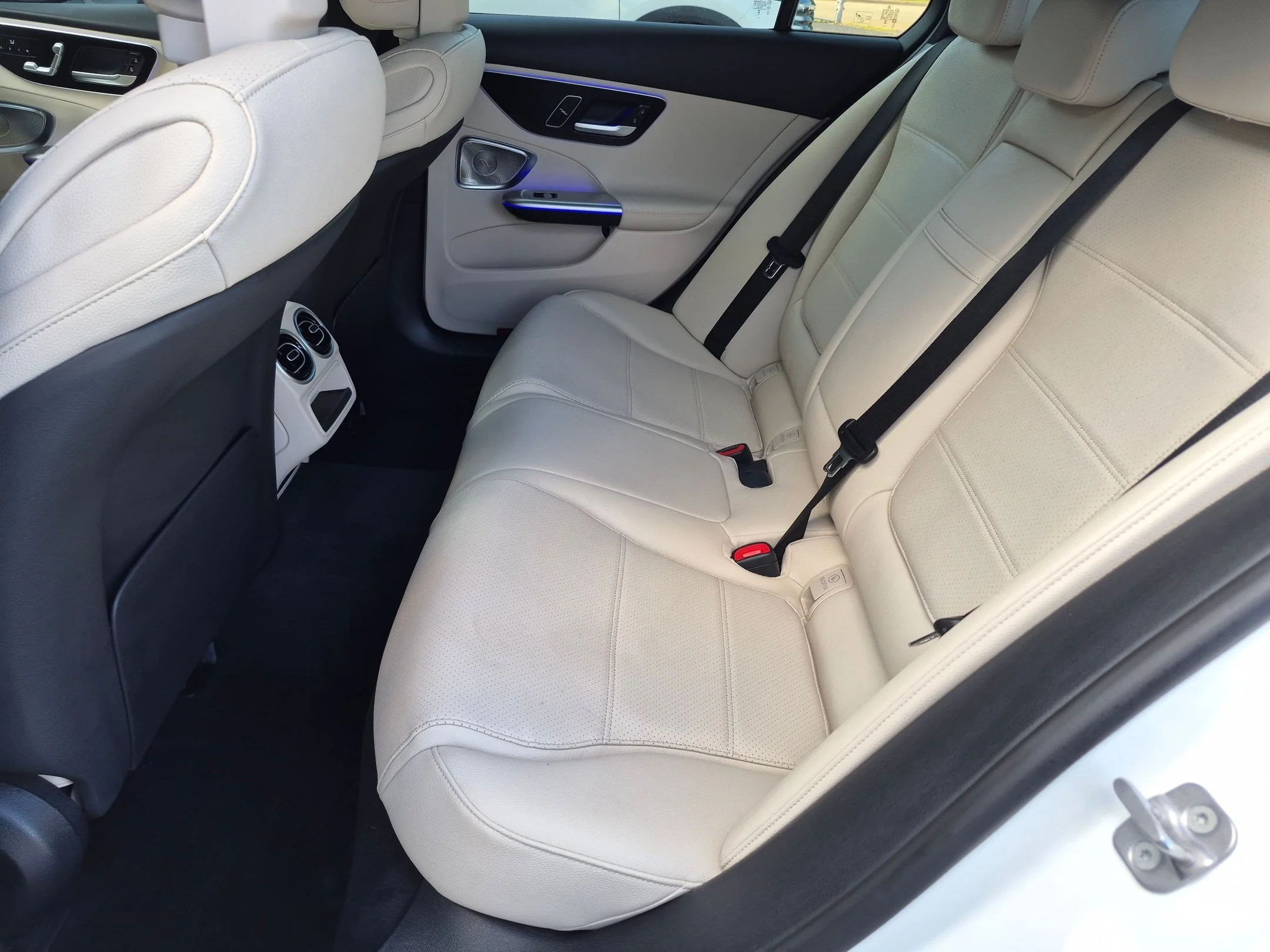Used 2025 White Mercedes-Benz C 300 image 22