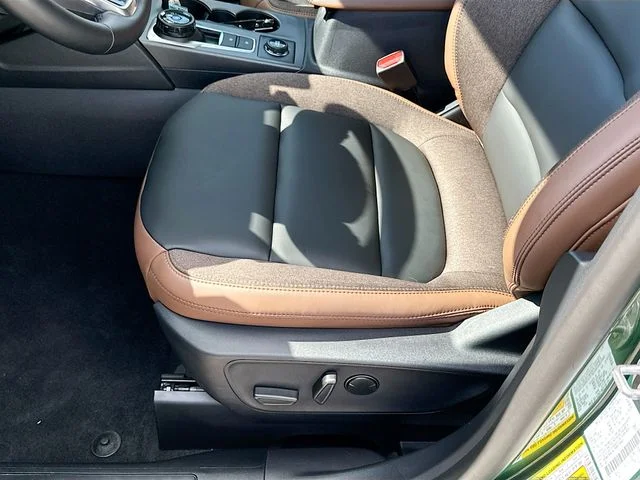 Used 2025 Green Ford Outer Banks image 18