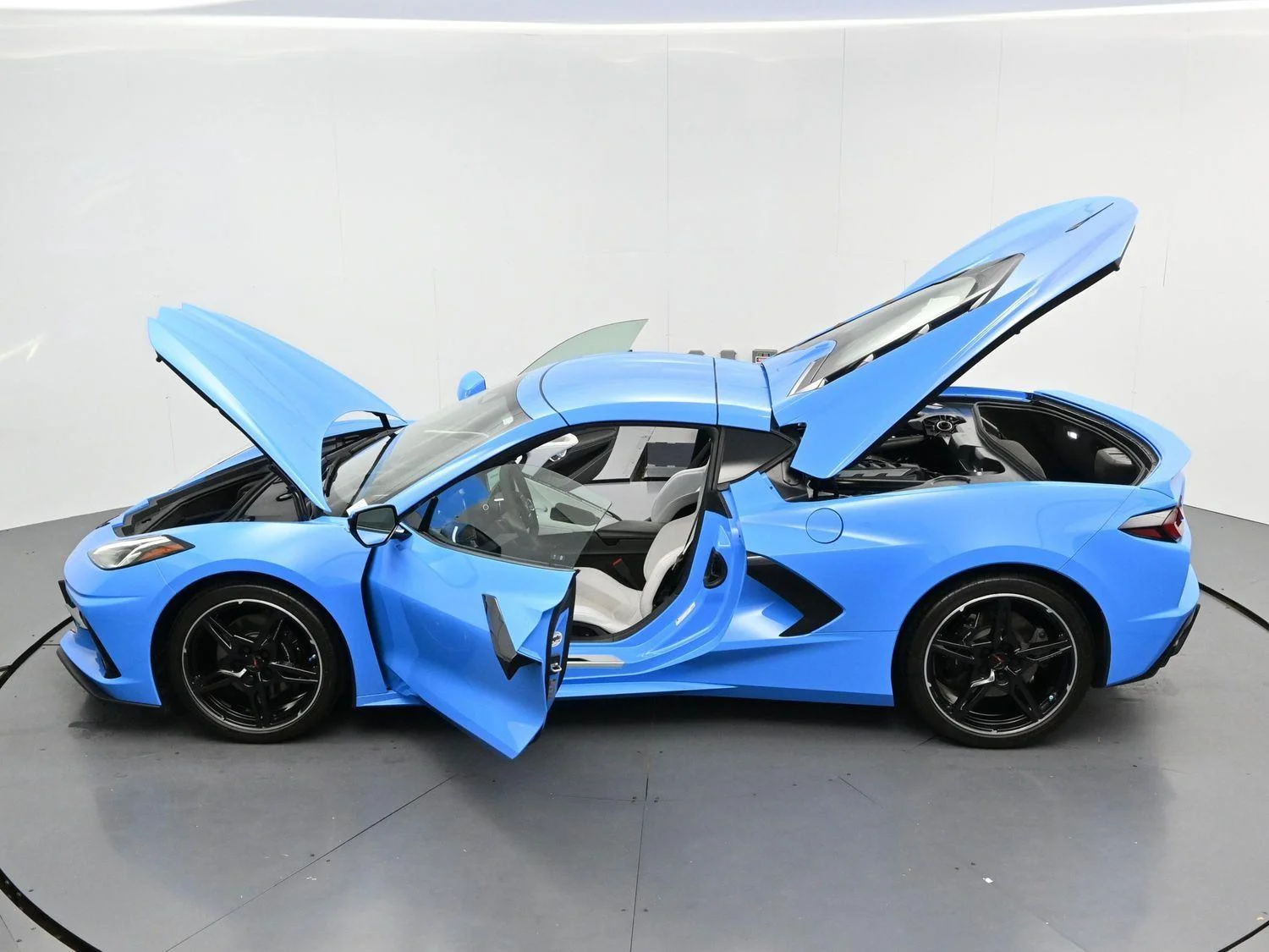 Used 2024 Rapid Blue Chevrolet 2LT image 44