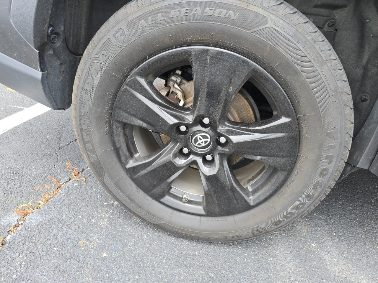 Used 2022 Gray Toyota LE image 20