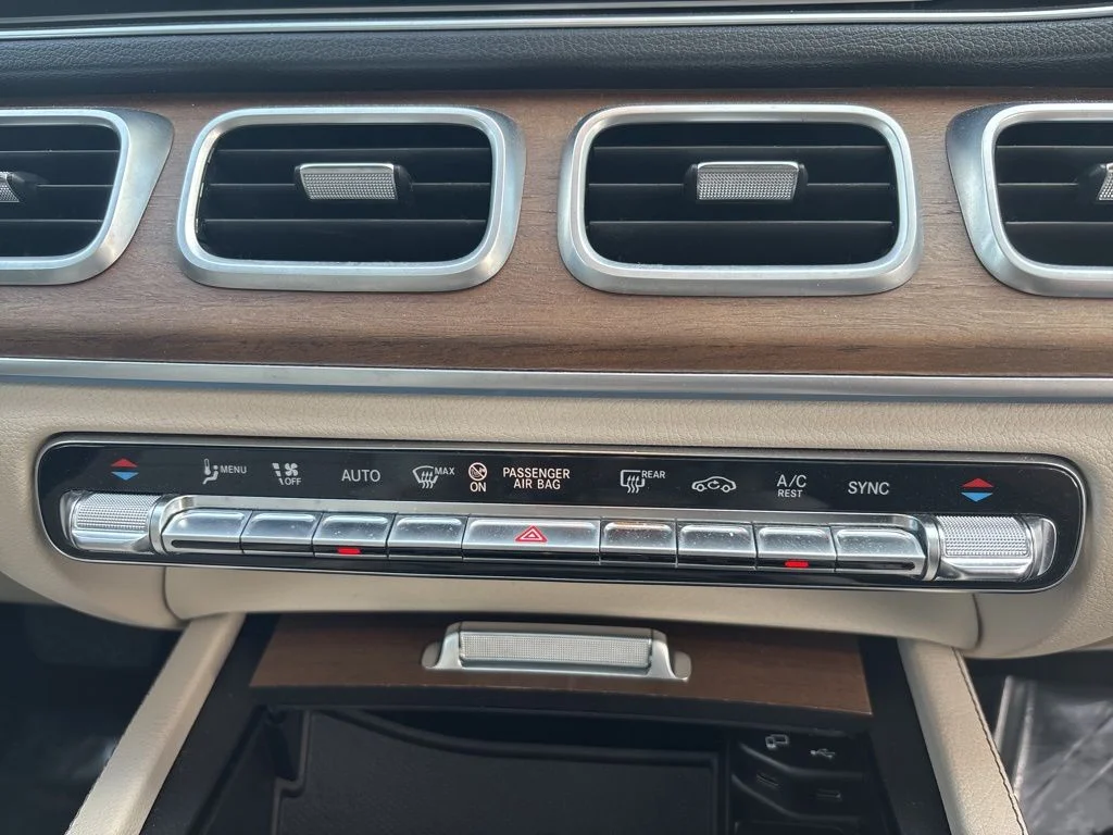 Used 2022 White Mercedes-Benz GLE 350 image 34