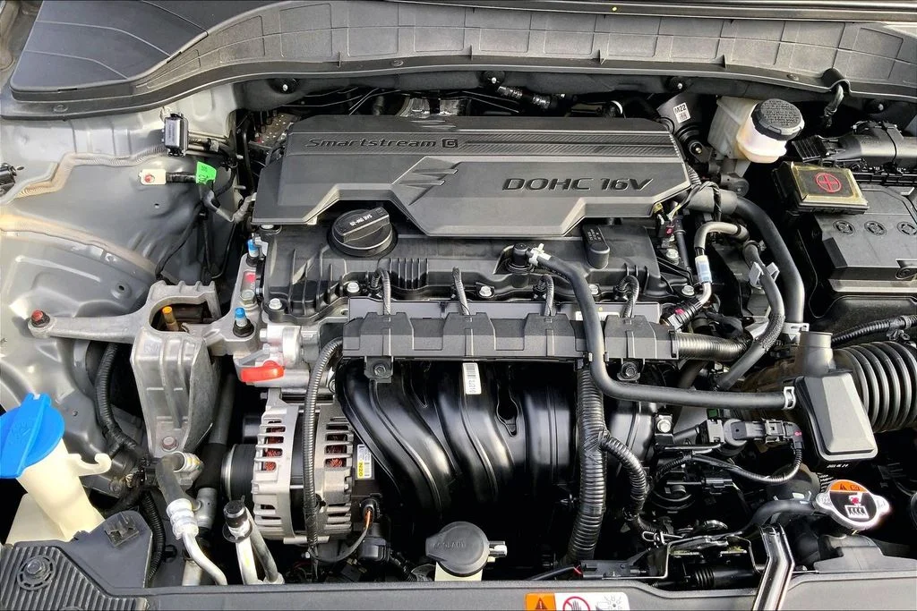 Used 2023 Gray Hyundai SEL image 29