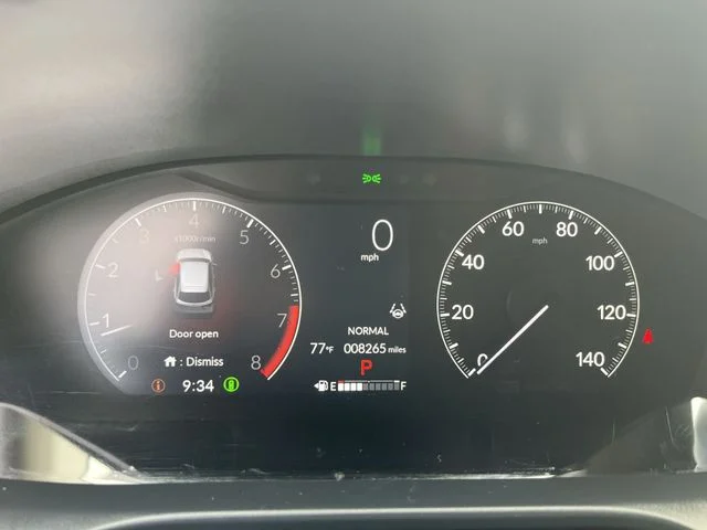 Used 2025  Honda LX image 12