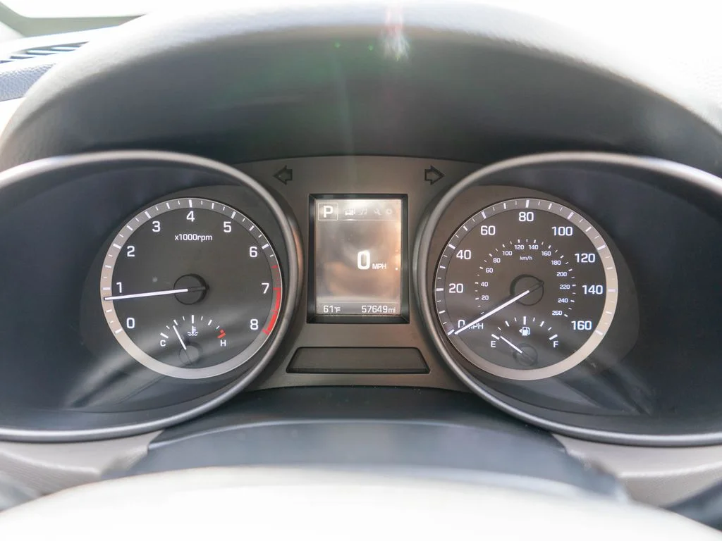 Used 2018 Gray Hyundai 2.4 Base image 20