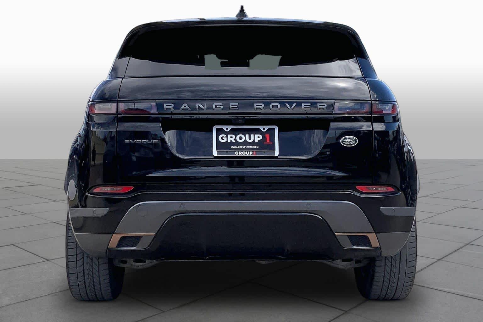 Used 2023 Santorini Black Metallic Land Rover R-Dynamic S image 5