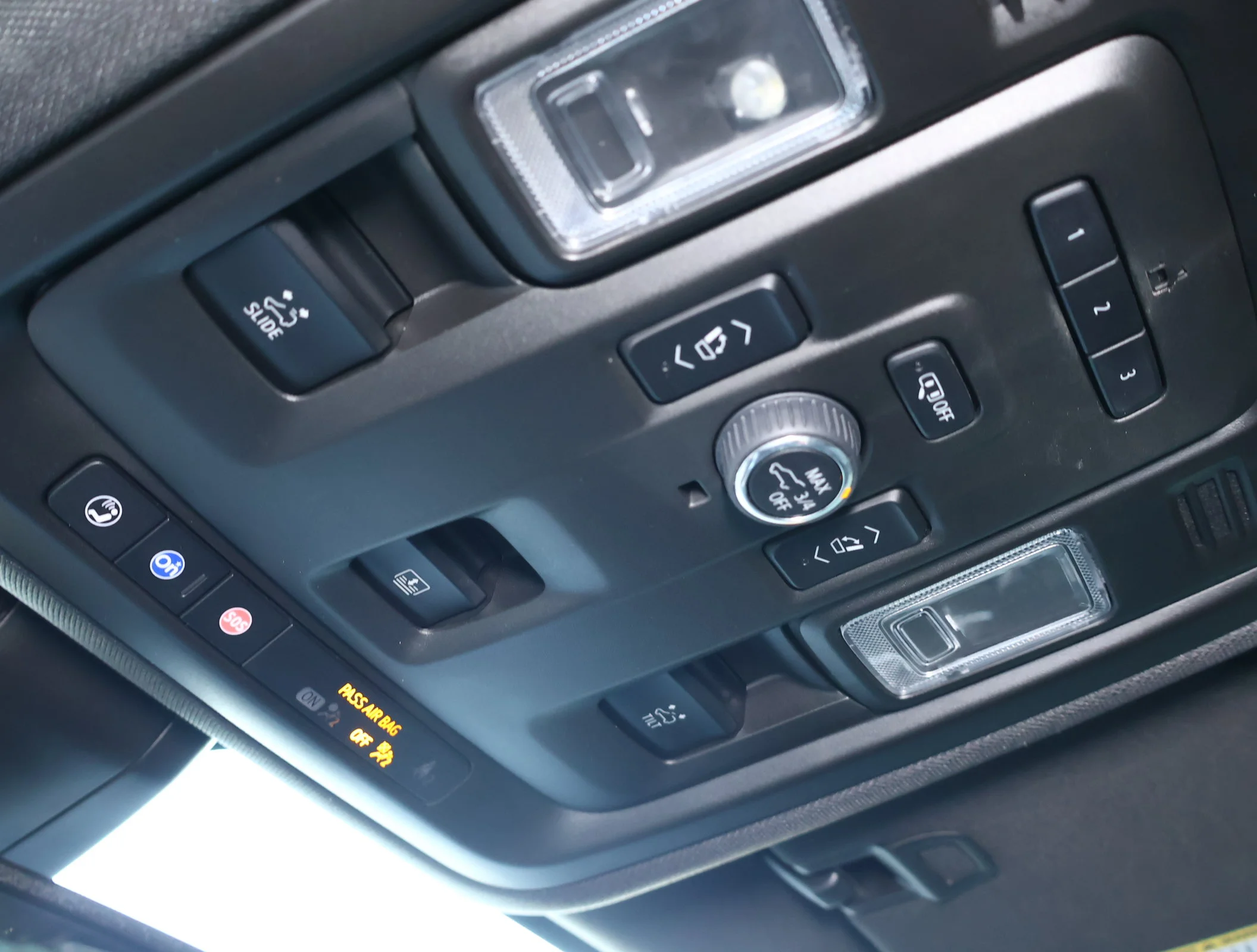 Used 2022 Black Chevrolet RST image 21