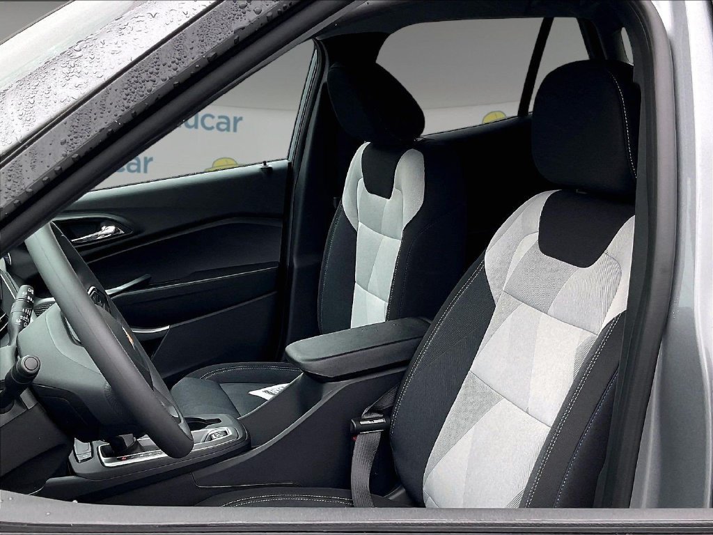 2026 Chevrolet Trax LS - Photo 11