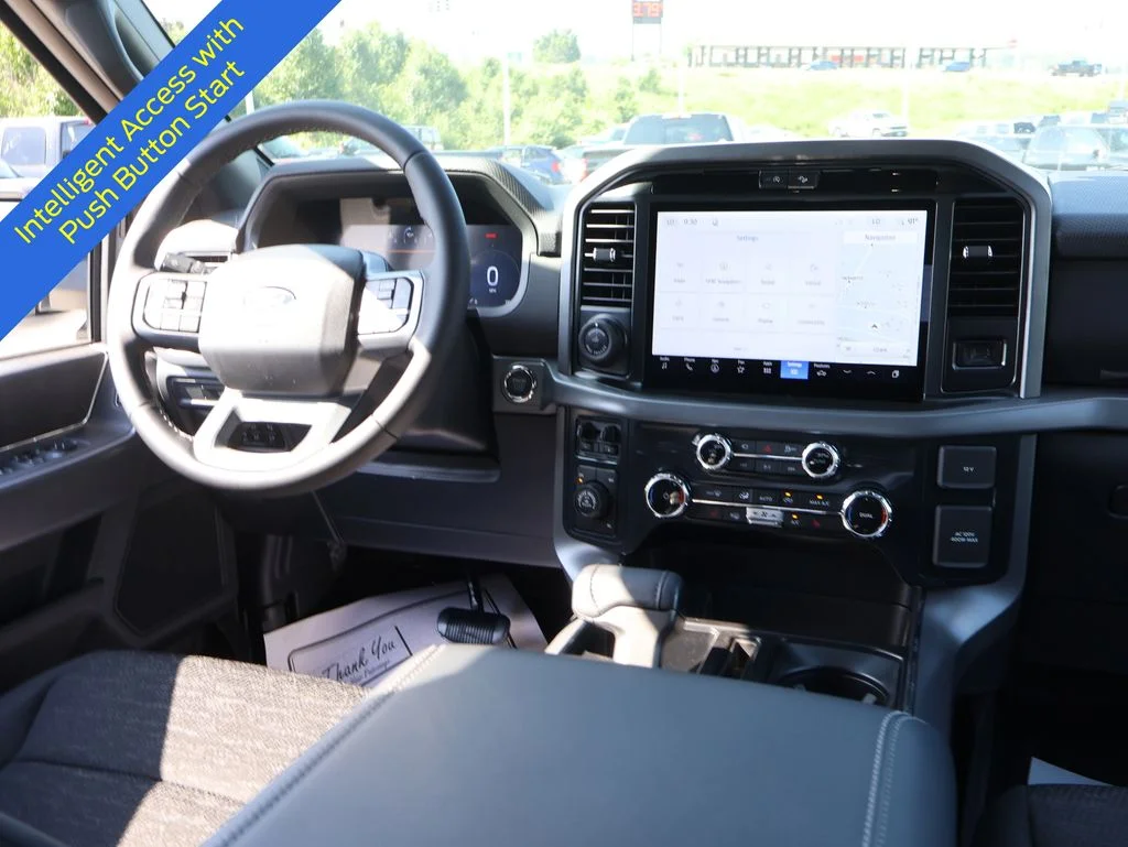 New 2026 Oxford White Ford XLT image 14