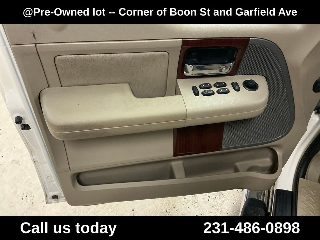 Used 2007  Ford XLT image 14