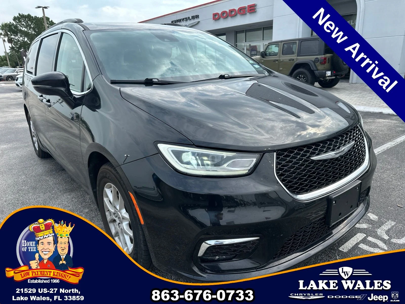 Certified Used 2022 Black Chrysler Touring L image 9