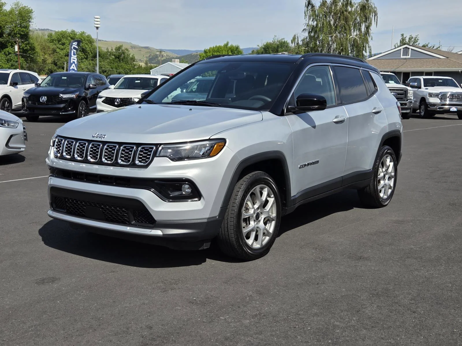 2025 Jeep Compass Limited 4X4's photo