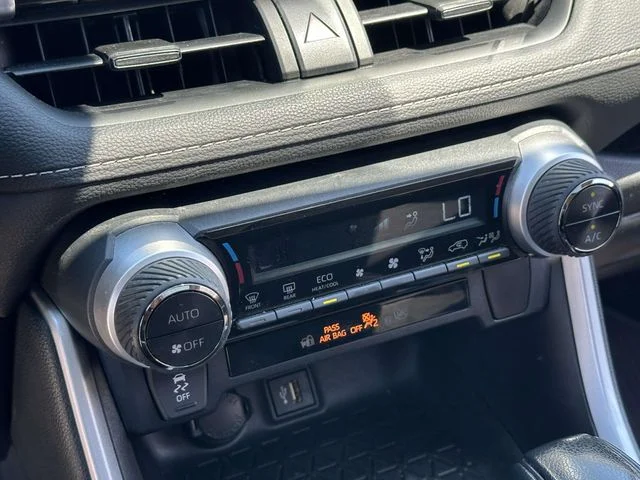 2023 Toyota RAV4 XLE - Photo 21