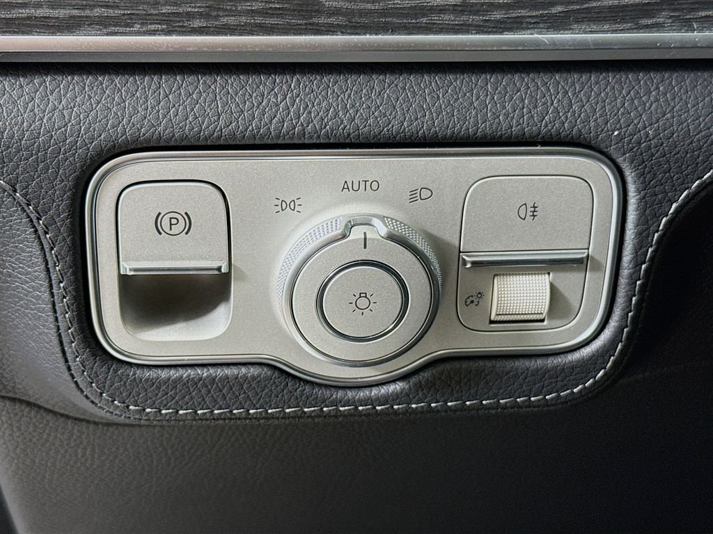 New 2026 Polar White Mercedes-Benz AMG® GLE 53 4MATIC+ SUV image 10