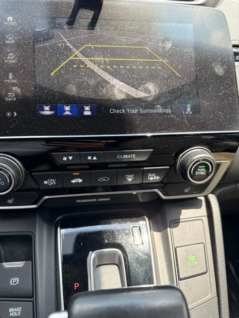 Used 2018  Honda Touring image 11
