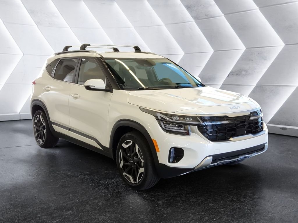 Used 2026 White Kia SX image 1