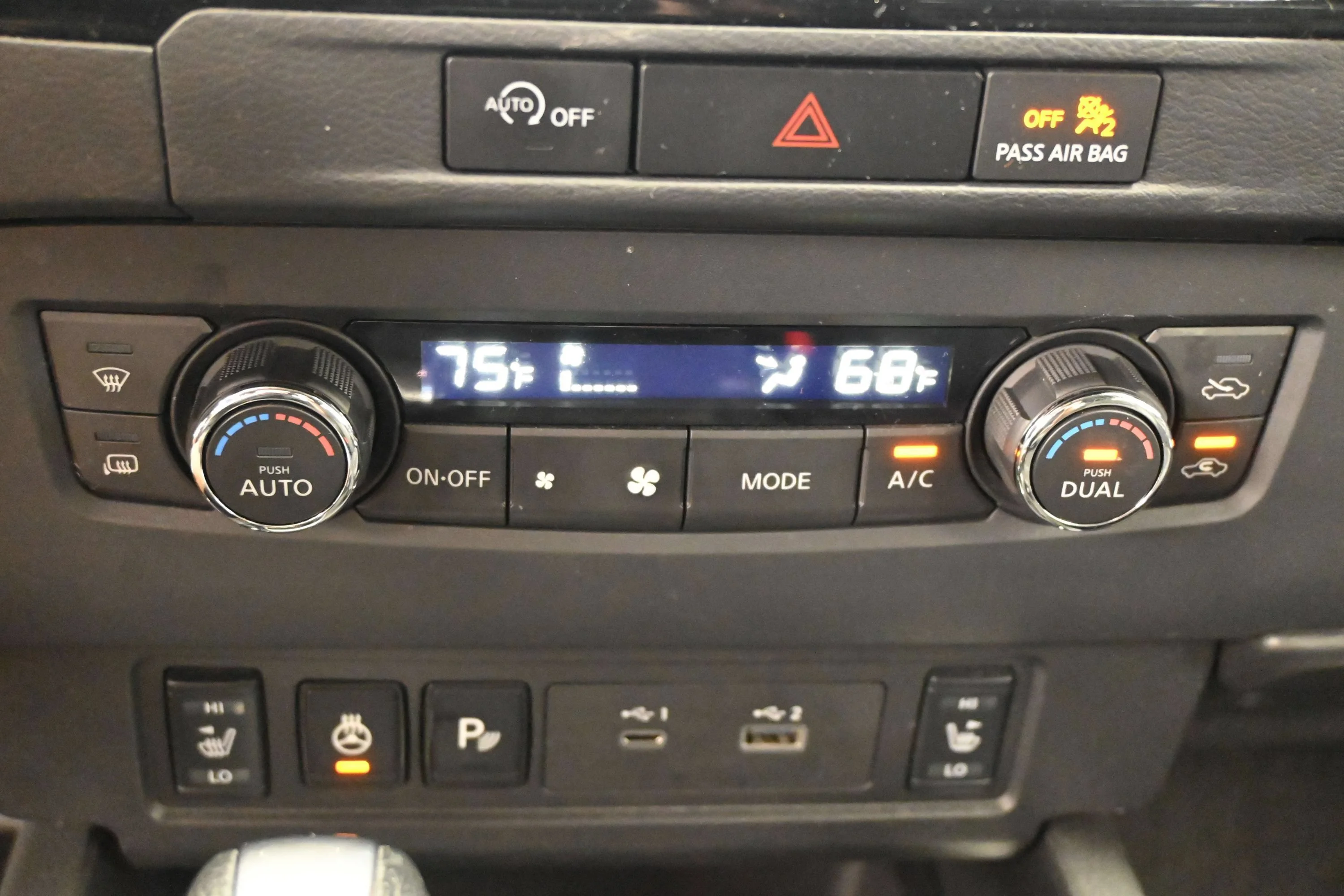 Certified Used 2024 Tactical Green Metallic Nissan SL image 19