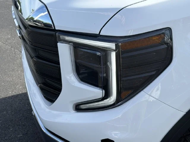 New 2026 Summit White GMC Pro image 10