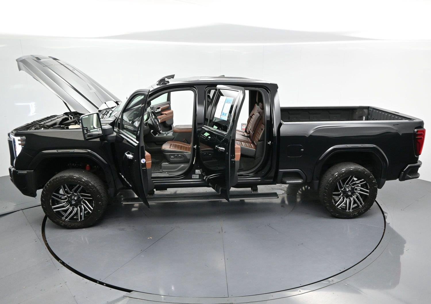 Used 2024 Onyx Black GMC Denali Ultimate image 45
