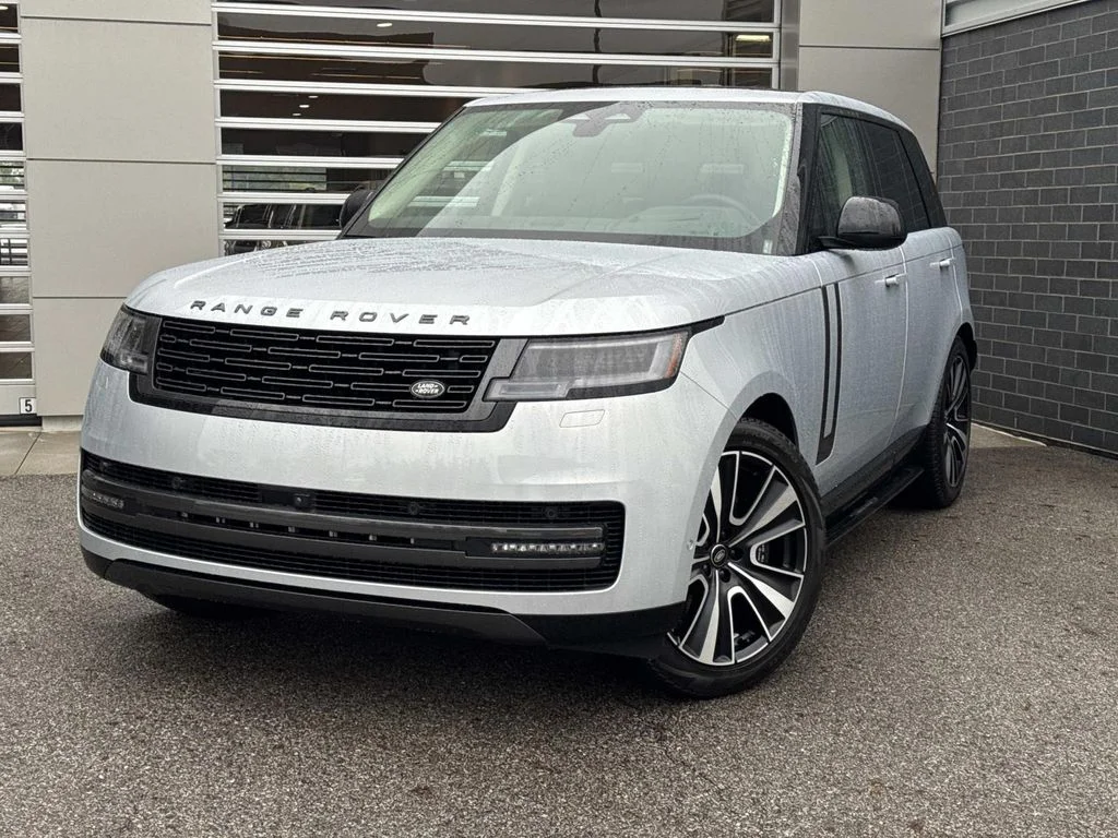 2024 Land Rover Range Rover 4.4 SE SWB's photo